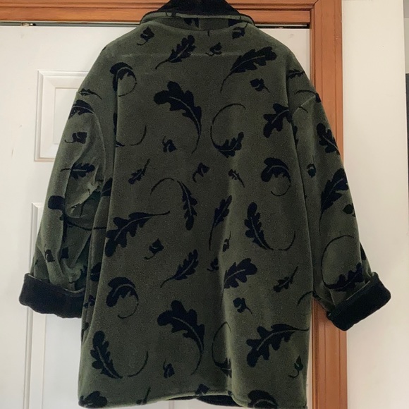 Reversable Fleece Coat - Picture 12 of 16